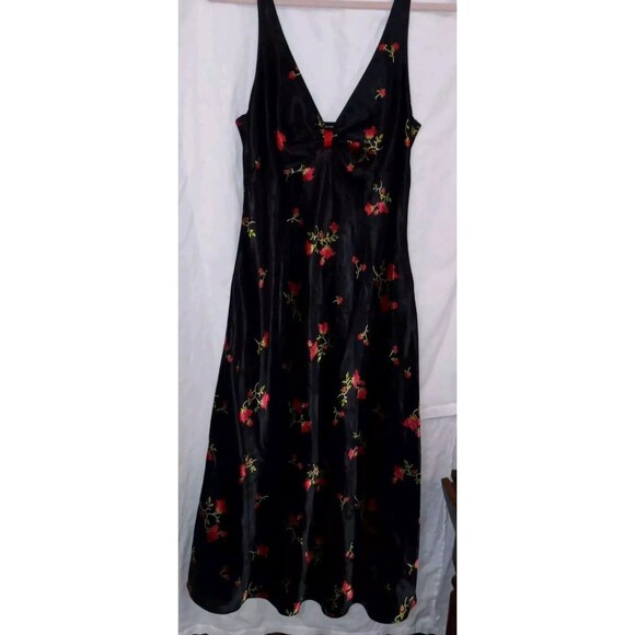 Vtg Small Romantic Black Gown Dress Midi Sassy Liquid Satin Roses  Elegant EUC - Picture 1 of 6